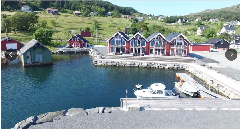 New and modern waterfront house. Rich fishing and hiking opportunities - Image 1
