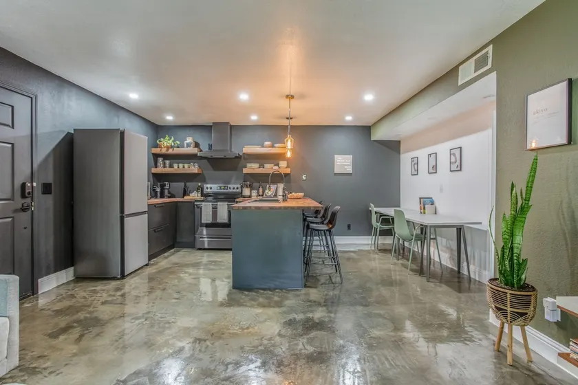 Dreamy Villa - near CRMC & Downtown! - Image 1