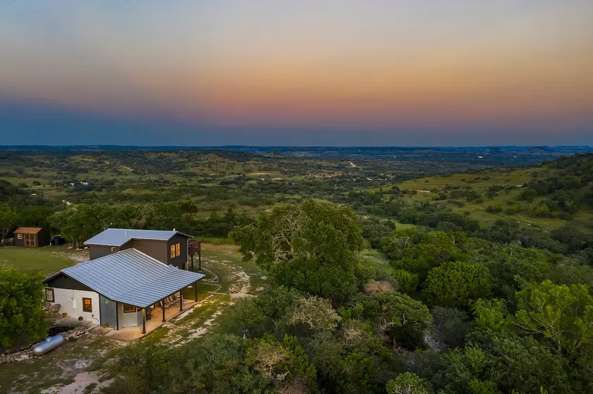 Secluded Hilltop Hideaway w/ Amazing Views! - Image 1