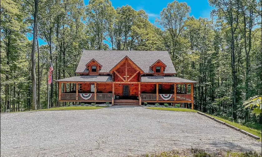Beautiful, personal playground, hot tub! - Image 1
