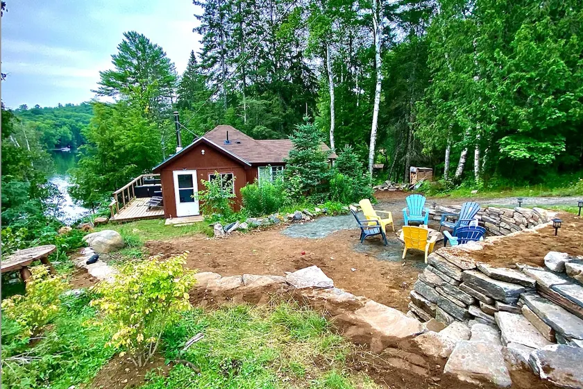 Terabithia Trail Waterfront Cottage - Image 1
