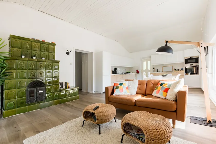 Cheerful fully renovated 3 bedroom house - Image 1