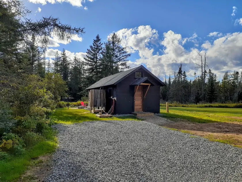 Blackfly Cabin - Image 1