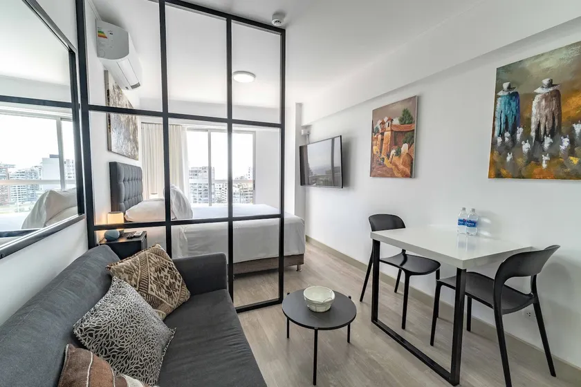 M | Centric Loft w/ Ocean/City view in Barranco - Image 1
