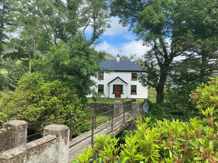 Finlough House, Delphi - Image 1