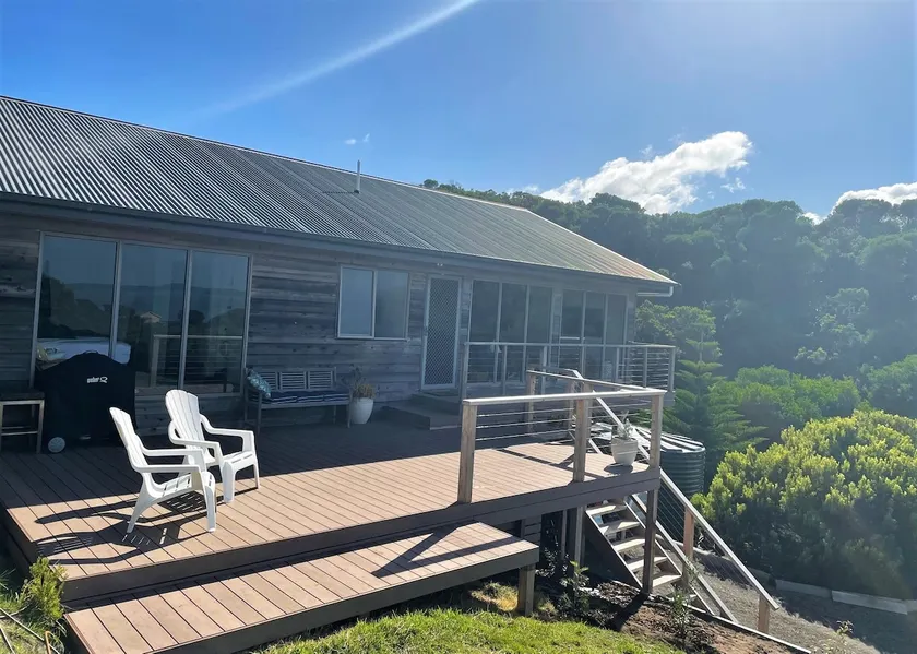 2 bedroom hideaway with magnificent ocean views - Image 1