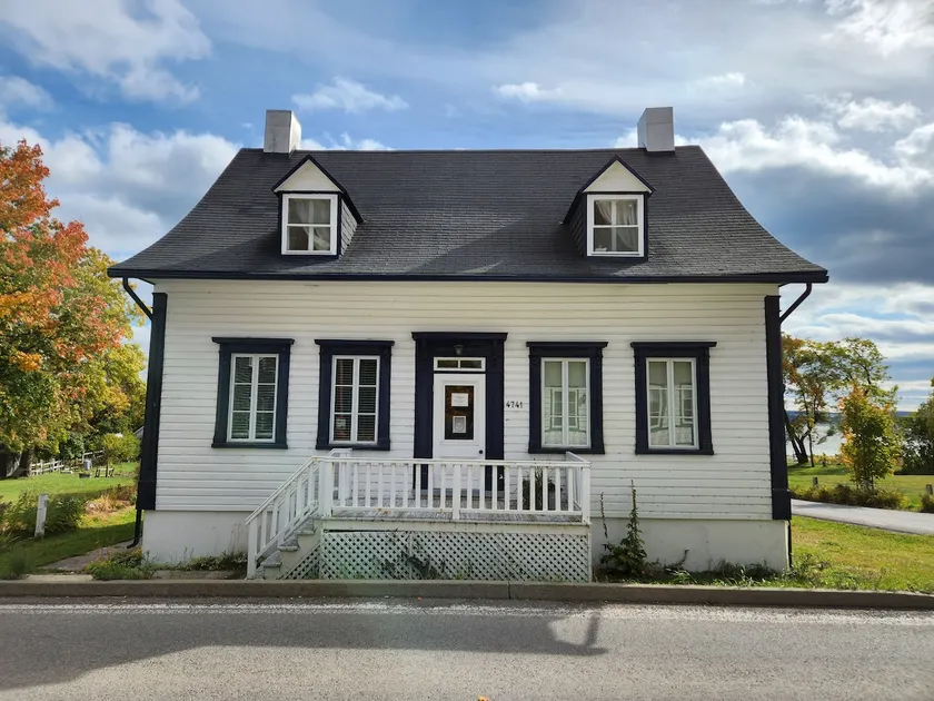 Cape Hatteras of the Island – 6 bedroom house - Image 1