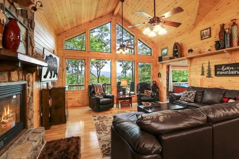 Blue Ridge 4BR | 2 King Suites | Hot Tub | Views - Image 1