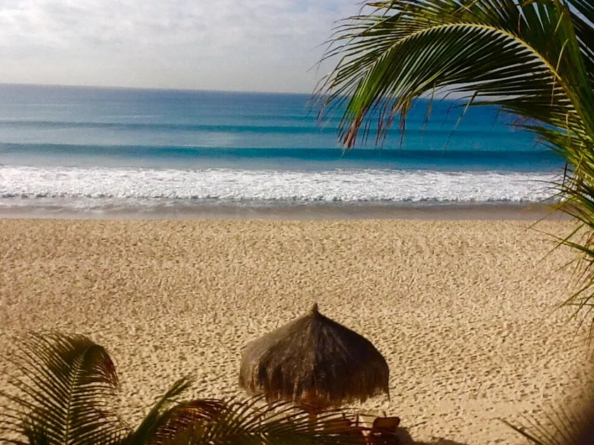 BEACH FRONT GEM - Breathtaking 2 BED RM/ 2 BATH top floor Condo-ON THE SAND - Image 1