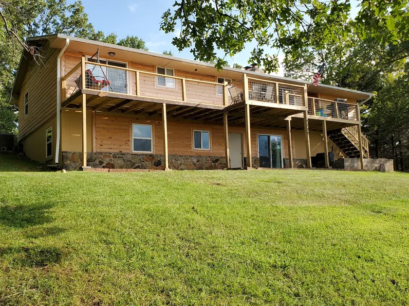Scenic Views at Family-Friendly 5 Bedroom Cabin - Image 1