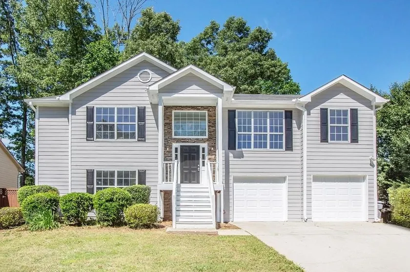 ★Perfect Family Getaway with Large Deck Hangout★ - Image 1