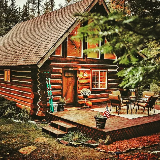 Clark Fork Cabin- Rustic & Quaint Getaway - Image 1