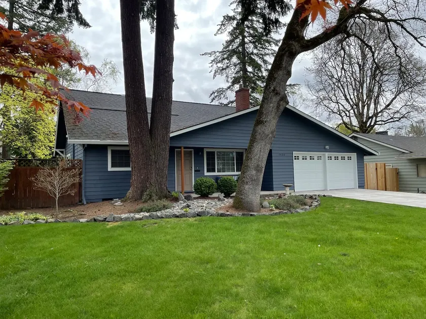 Terra Linda Charmer: Updated Home in Peaceful Area - Image 1