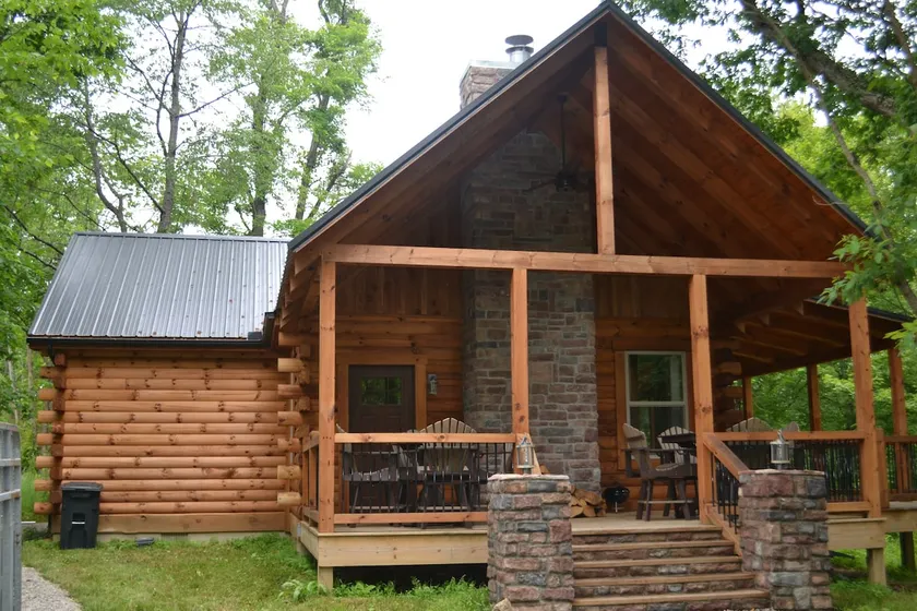 Wild Flower- Log Cabin in Hocking Hills - Image 1