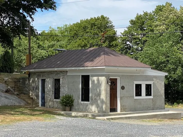 Bridge House, 10 min to Shen. Nat'l. Park - Image 1