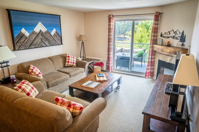 Harris Hideaway - Image 1