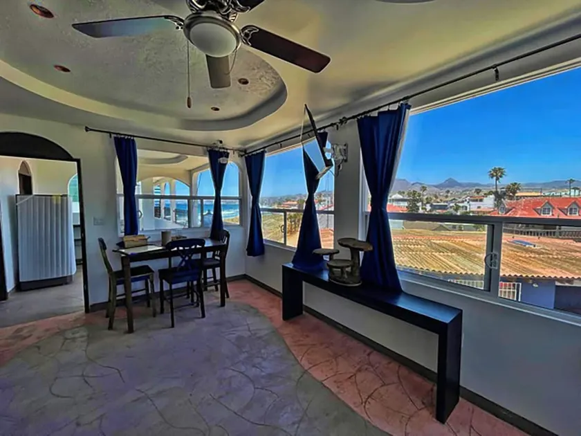 Palmera Suite - pool, jacuzzi, beach, BBQ - Image 1