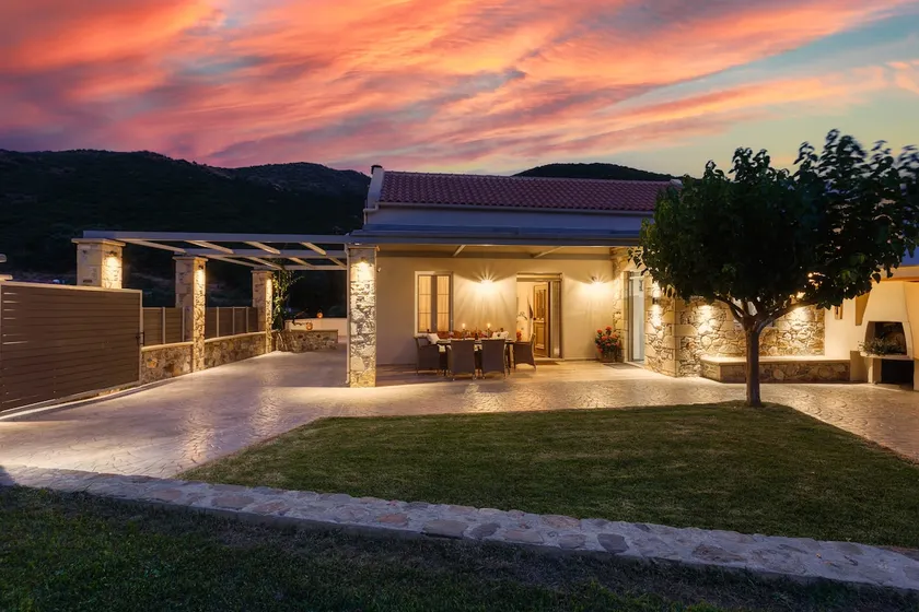 Villa 4 DESTINA - Image 1