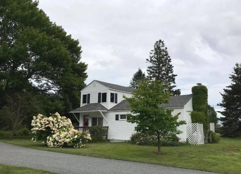 Marlboro Beach Cottage - Image 1