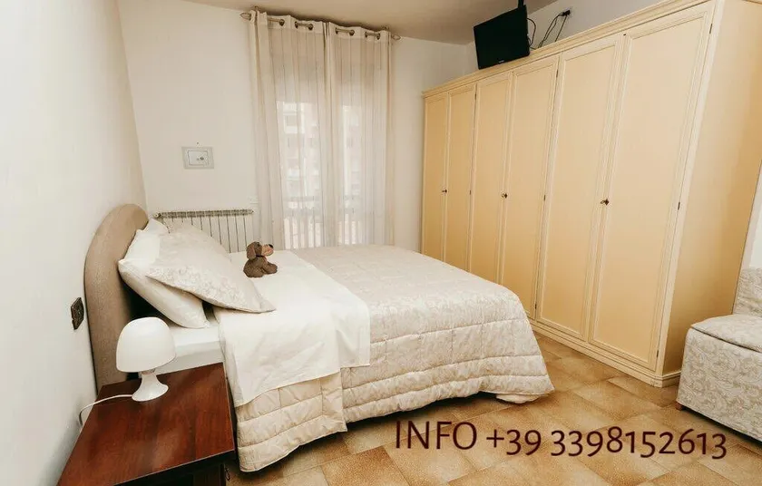 AXIS Blend | Business Suite: Fibra, Clima, Parking - Image 1