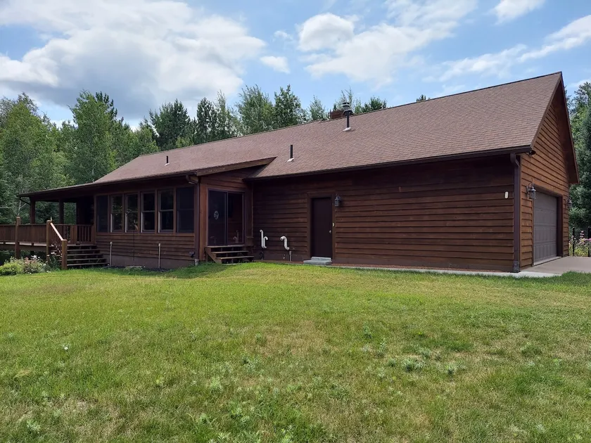 Peaceful 3 bedroom cabin on UTV/snowmobile trails - Image 1