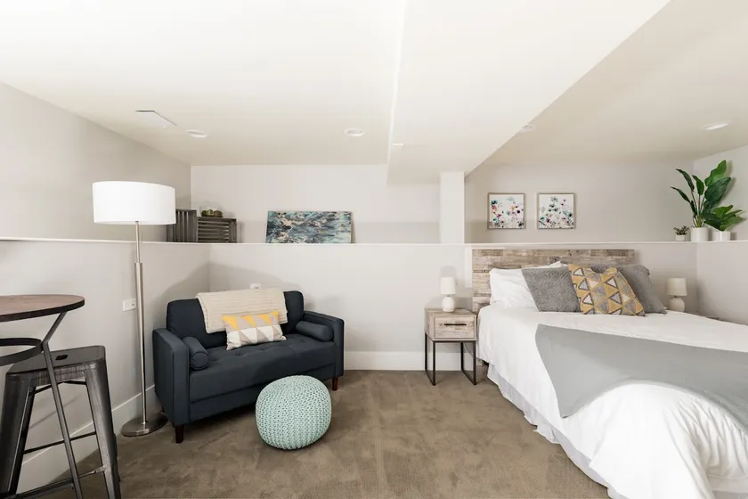 Renovated Studio ♥ Sparkling Clean ♥ RiNo/CityPark - Image 1