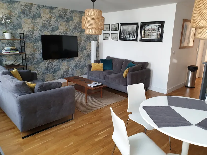 2 x bedroomed en-suite apartment in Barrow - Image 1