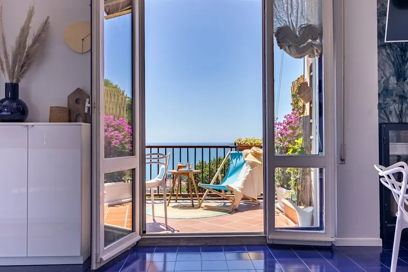 Blue Lodge Lerici - mytouristhome - Image 1