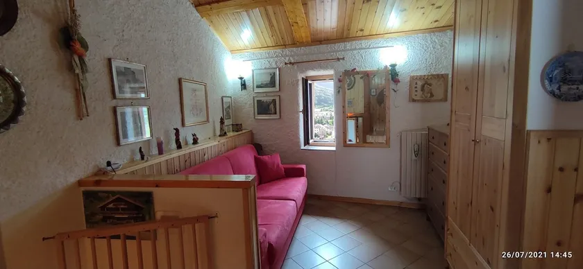The cabin in the village - Image 1