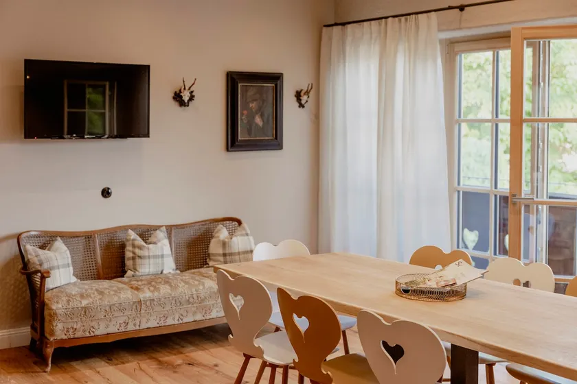 Beautiful, new 90 m² apartment for up to 8 people - Image 1