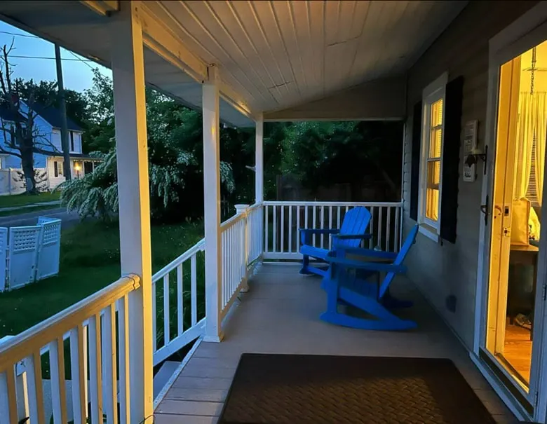 Cozy cottage 3 blocks from beach - Image 1