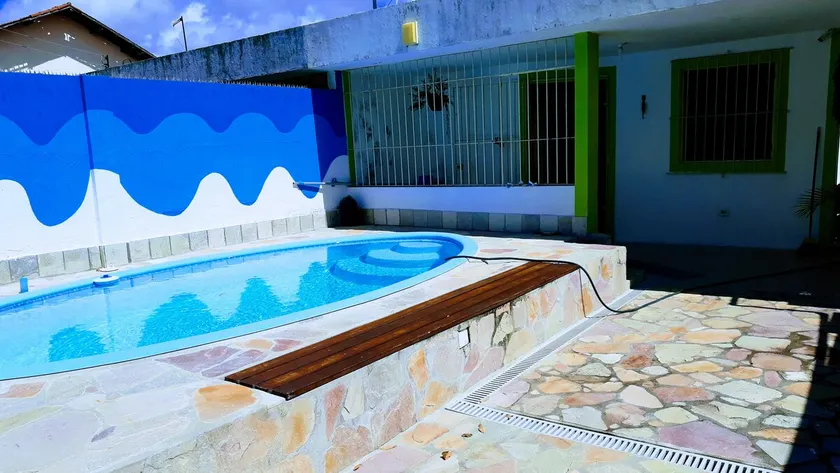 Nice house with pool - Image 1