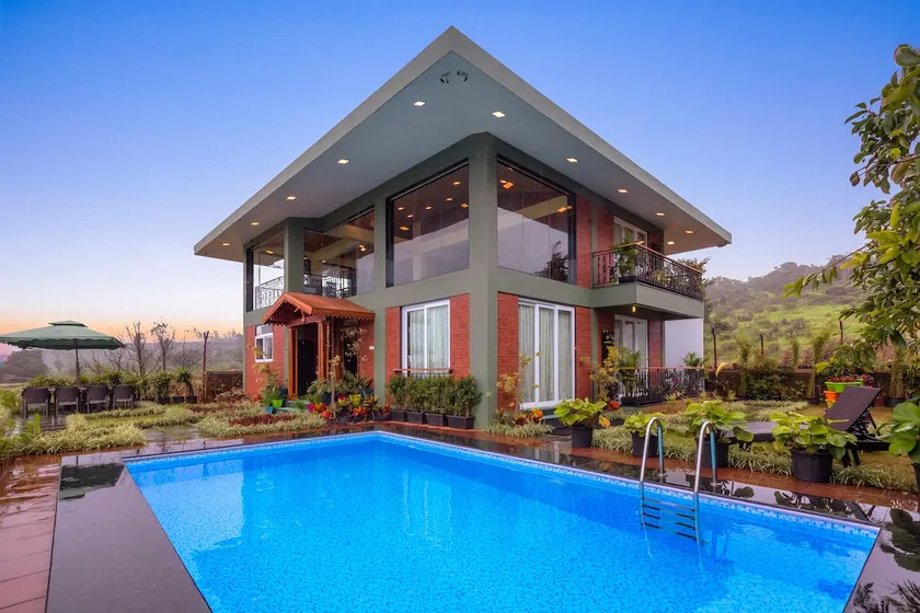 4BR |Heated Pool|StayVista|Status Villa @Panchgani - Image 1
