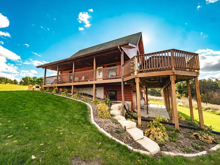 The Secluded Valley, Romantic, Fireplace, Hot Tub - Image 1