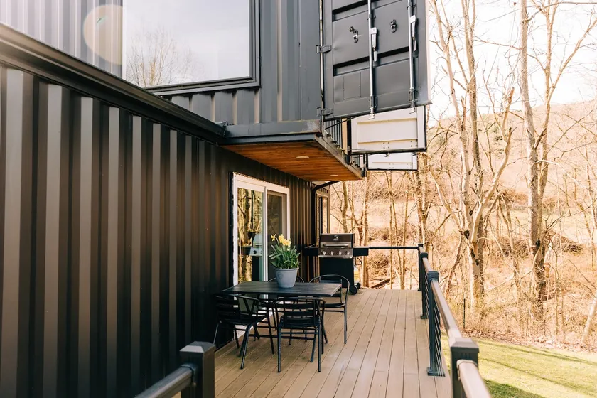 [Six-Container Home]With panoramic views + Hot Tub - Image 1