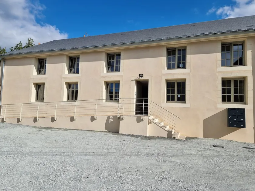 Studio with private parking Fresnay-sur-Sarthe - Image 1