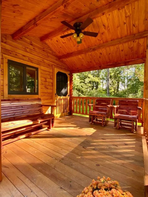 Finger Lakes: Lamoka Hideaway - Image 1