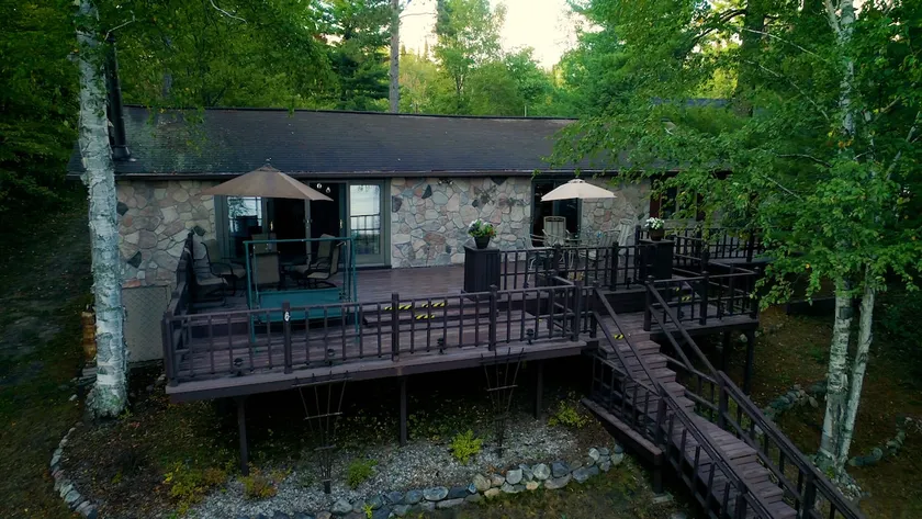 My North Bay Getaway—four season, lakefront home - Image 1