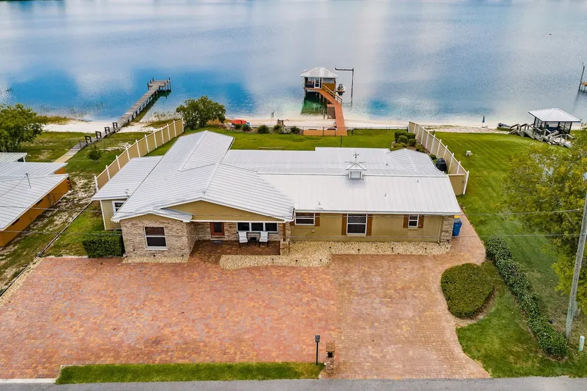 Lake Denton Diver's Paradise Swim-Dive-Boating - Image 1