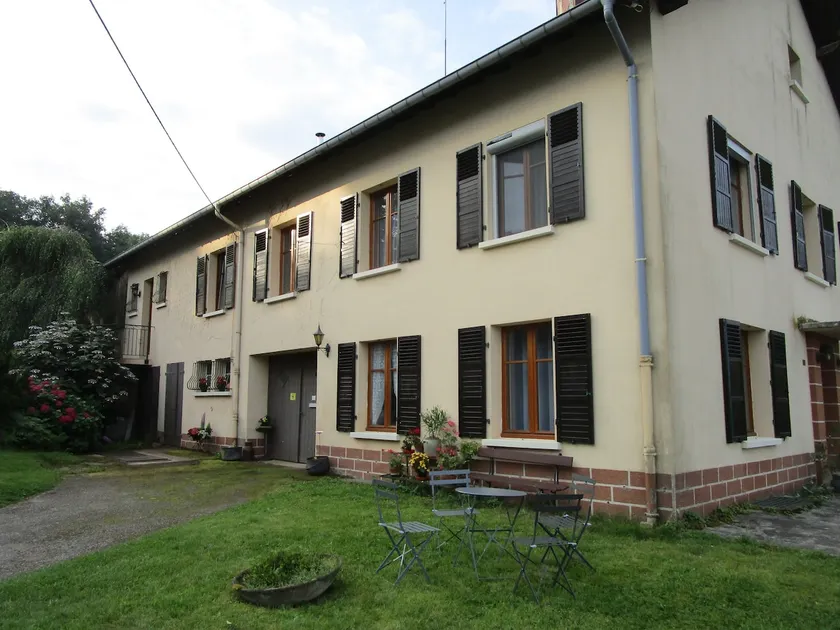 beautiful apartment in a natural setting - Image 1