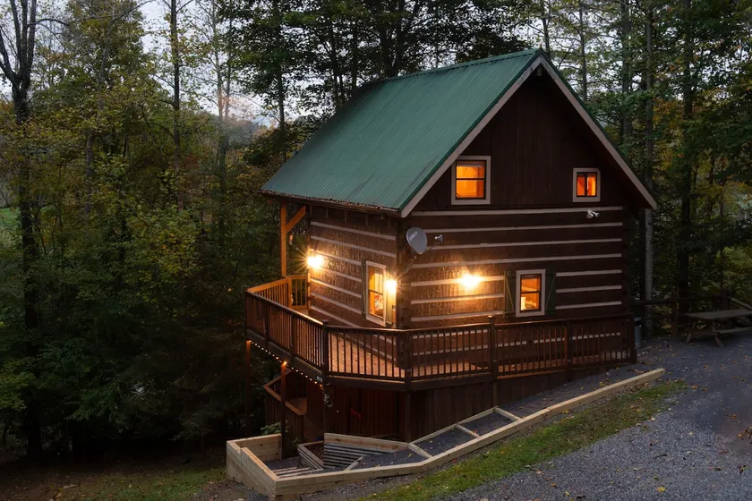 ❤️ Southern Nights Cabin, Hot Tub! Romantic - Image 1