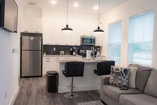 Lux Apt Dntwn ATL 5mins from Mercedes-Benz stadium - Image 1