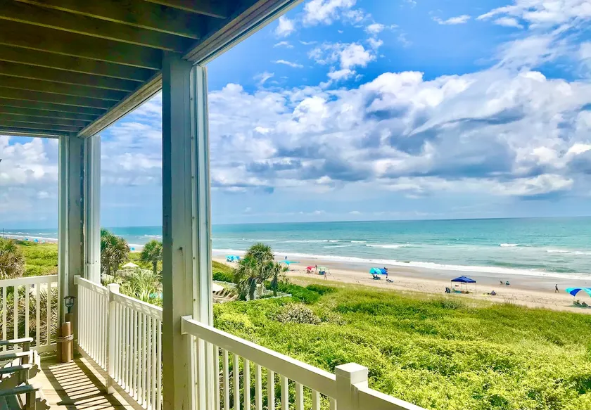 ”Sea La Vie” Direct Oceanfront @ Ocean Club - Image 1