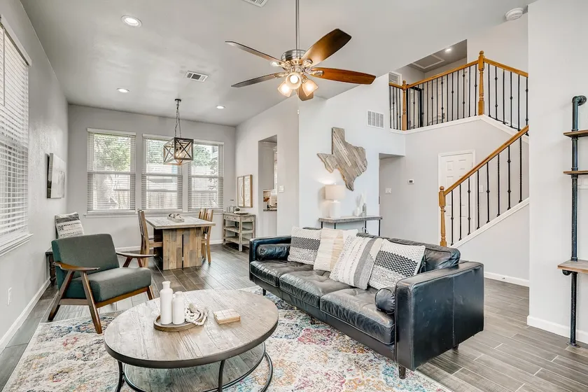 Beautiful 3 bedroom house in desirable Round Rock! - Image 1