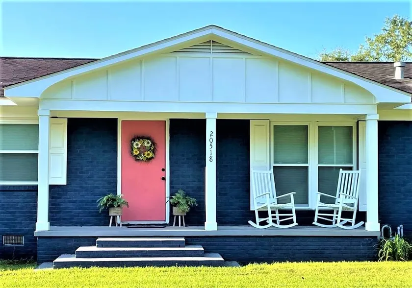 OWA, Sportsplex & Beach in Mins! Dog Friendly! - Image 1