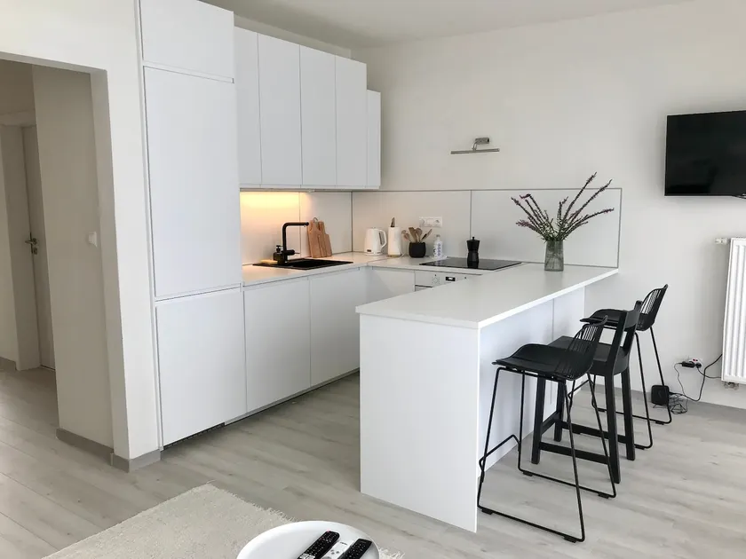 Modern apartment for 6ppl, balcony, mountain view. - Image 1