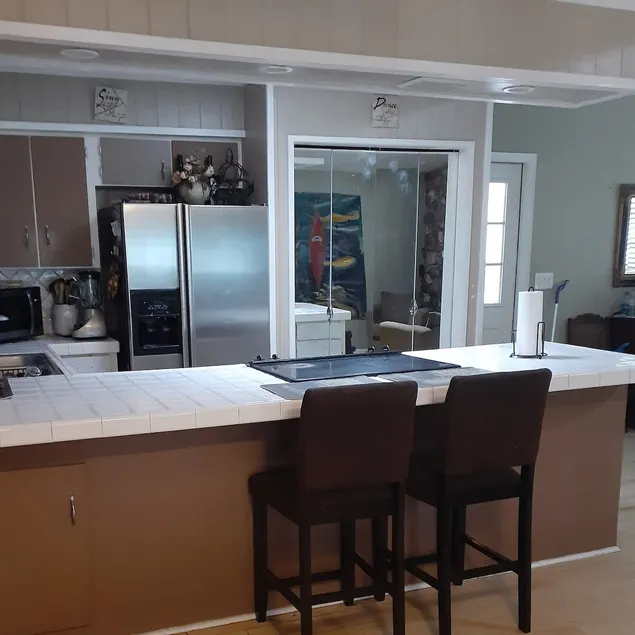 COZY 2 BEDROOM HOME - Image 1