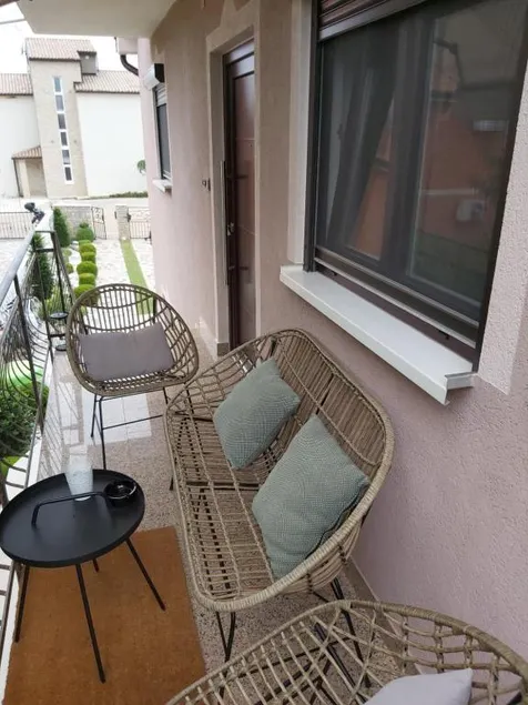 2-bedroom apartment incl. parking - Image 1