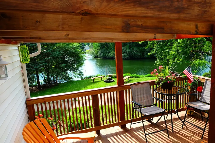 18 LakeS, Dead End Lane, DogS, SpaciouS, 1 nightS - Image 1