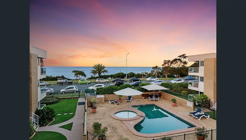 Kalea on Alex - Freshly Renovated, Ocean Views - Image 1